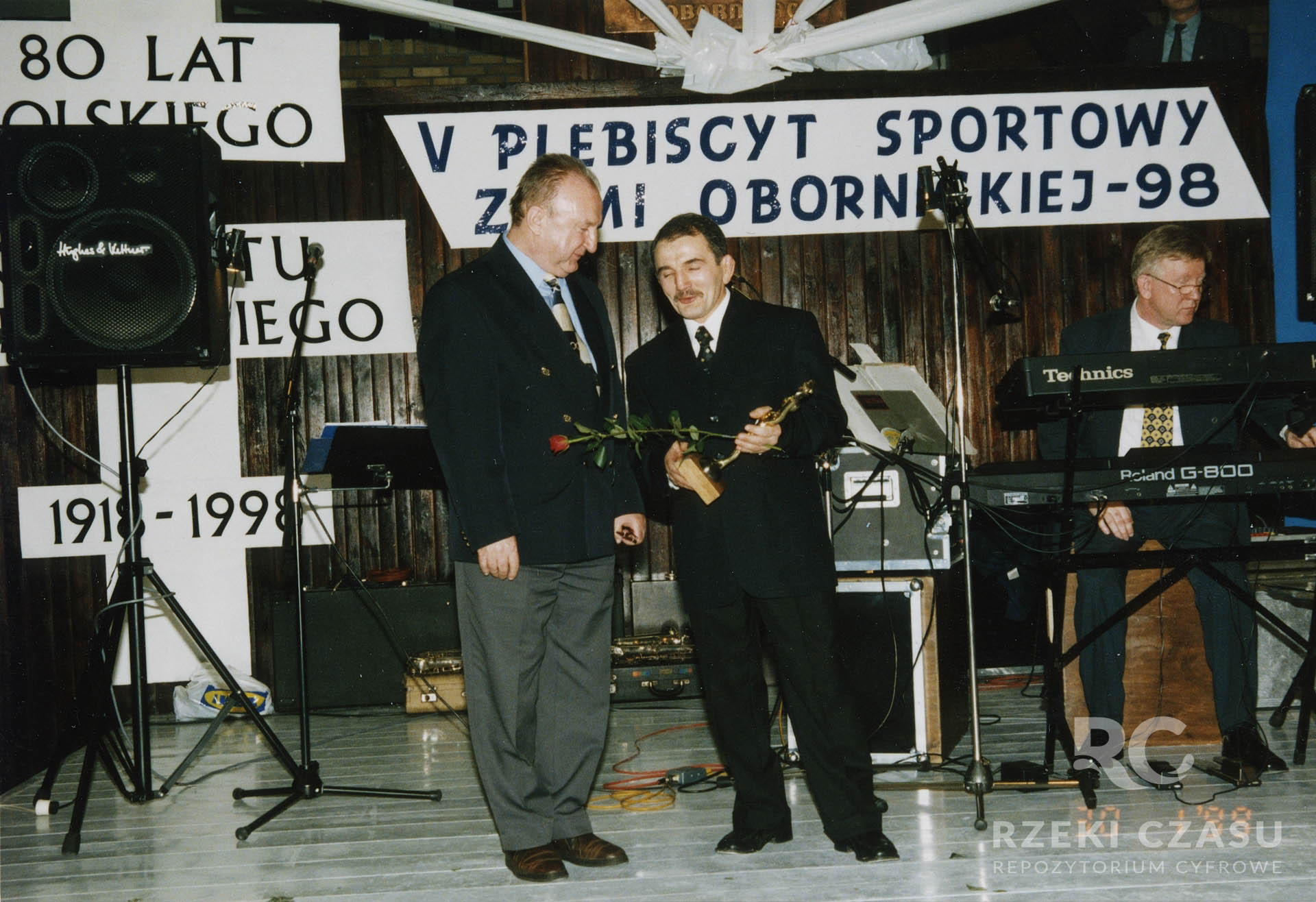 V Plebiscyt Sportowy Ziemi Obornickiej za 1998 r Bal Sportowców 30